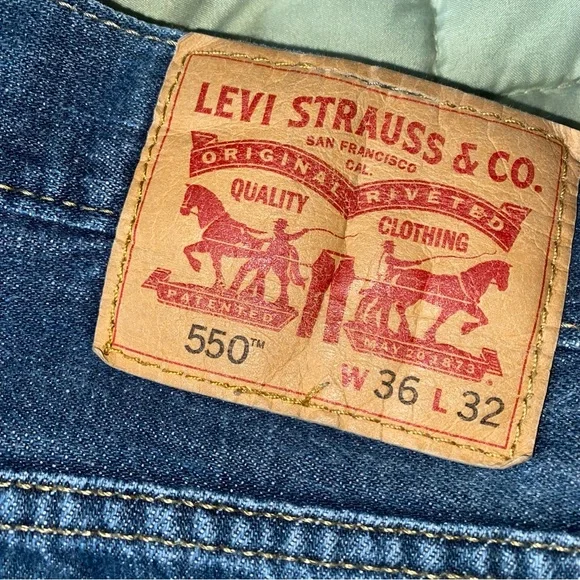 Levi’s Mens Dark Stonewashed 550 jeans. EXCELLENT CONDITION 36 x 32 - Picture 3 of 6